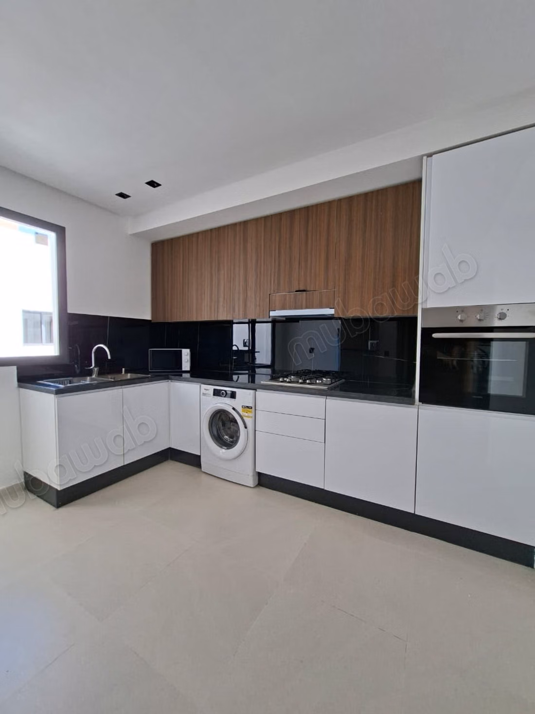 3-slaapkamer appartement voor langetermijnverhuur in Menara Garden