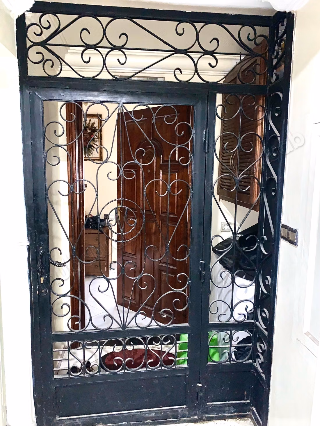 Bel appartement à vendre dans la résidence Farhatin