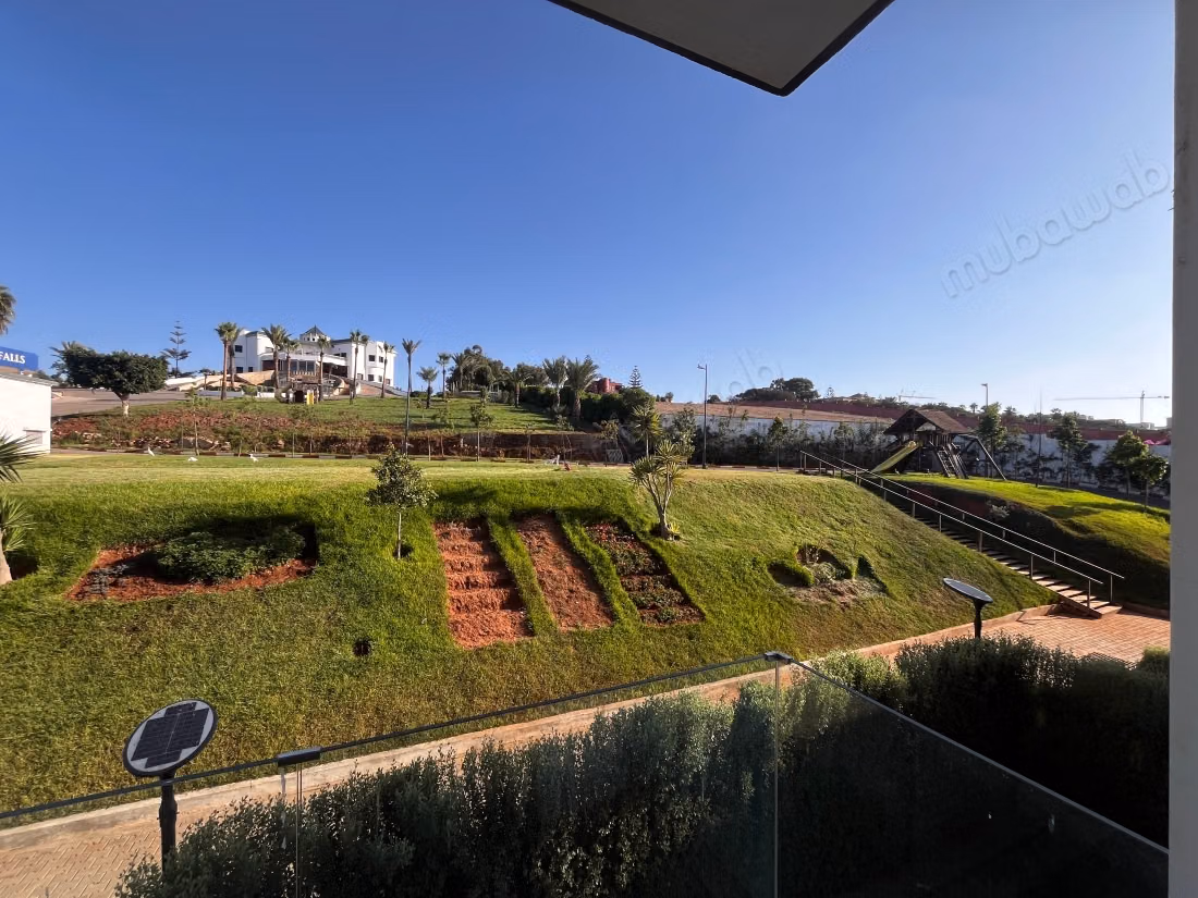 Vendita di un bel appartamento a Darbouazza di 171 m². Piscina, aria condizionata
