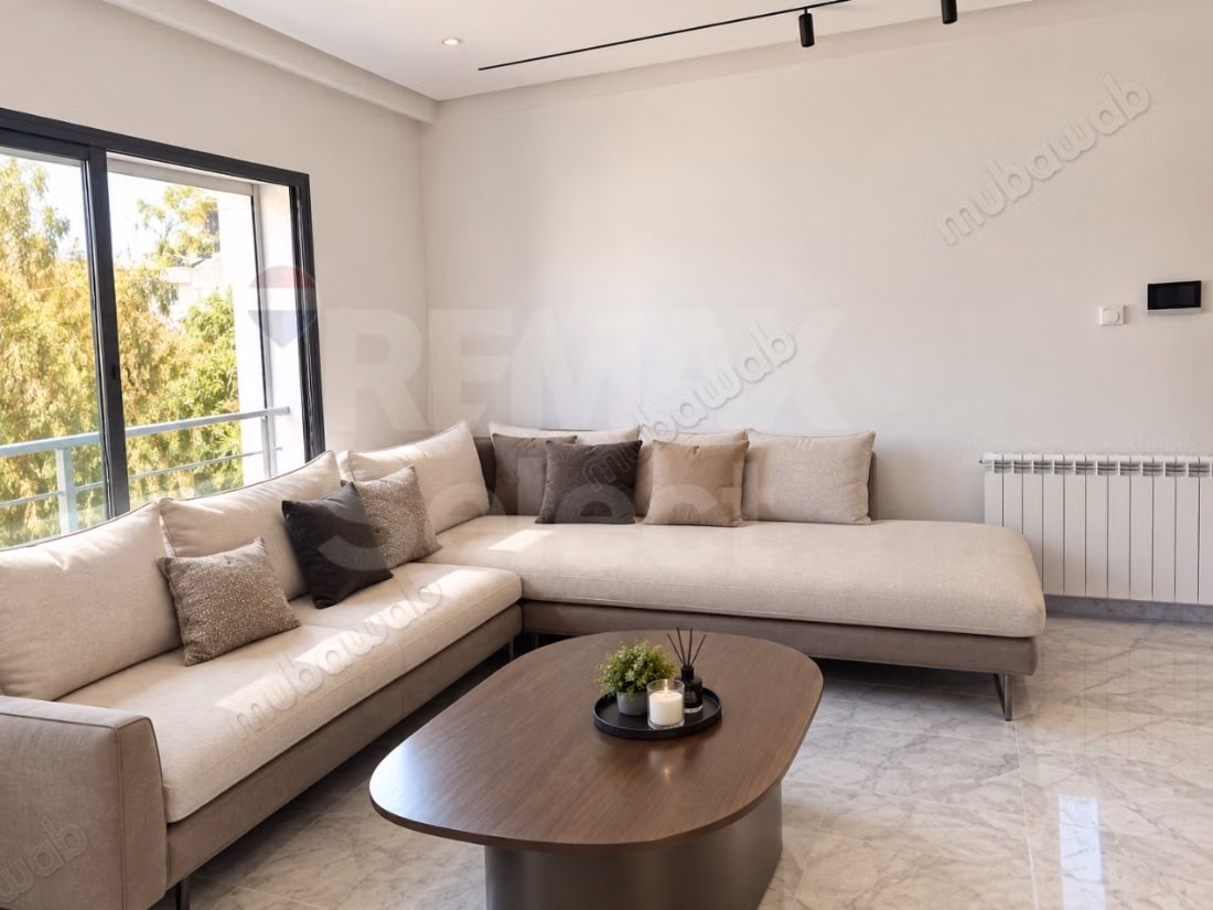 S1 meublé avec balcon – La Marsa Ville