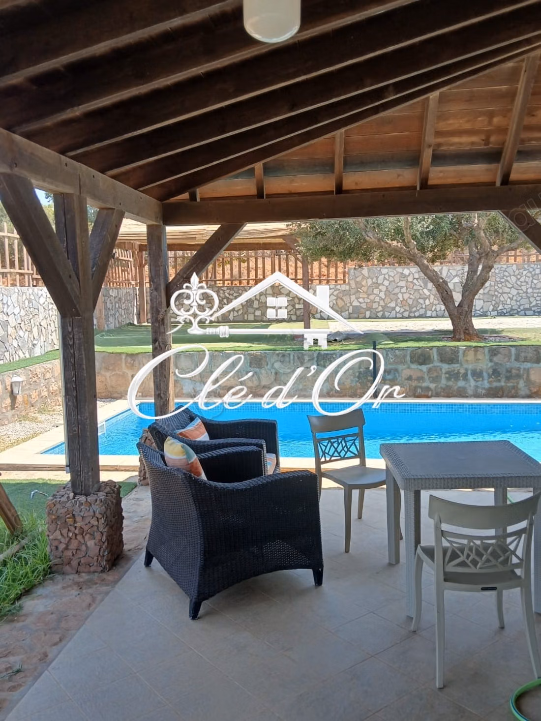 Villa à vendre à Rtiba
