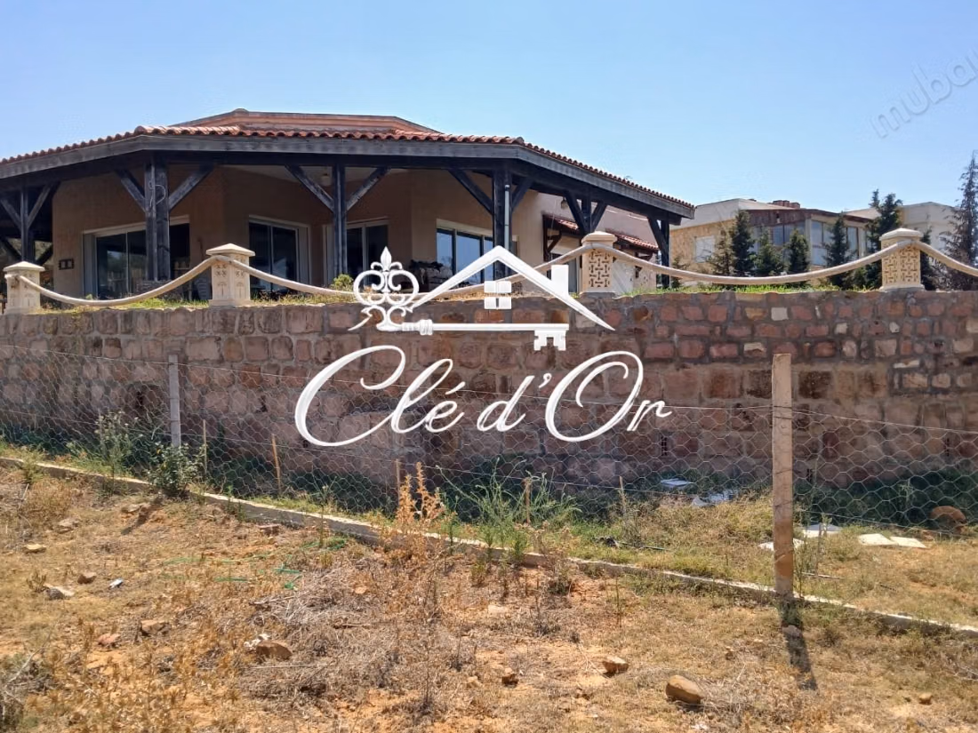 Villa à vendre à Rtiba