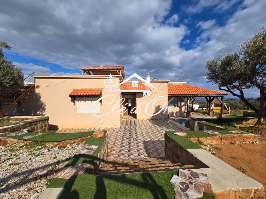 Villa à vendre à Rtiba