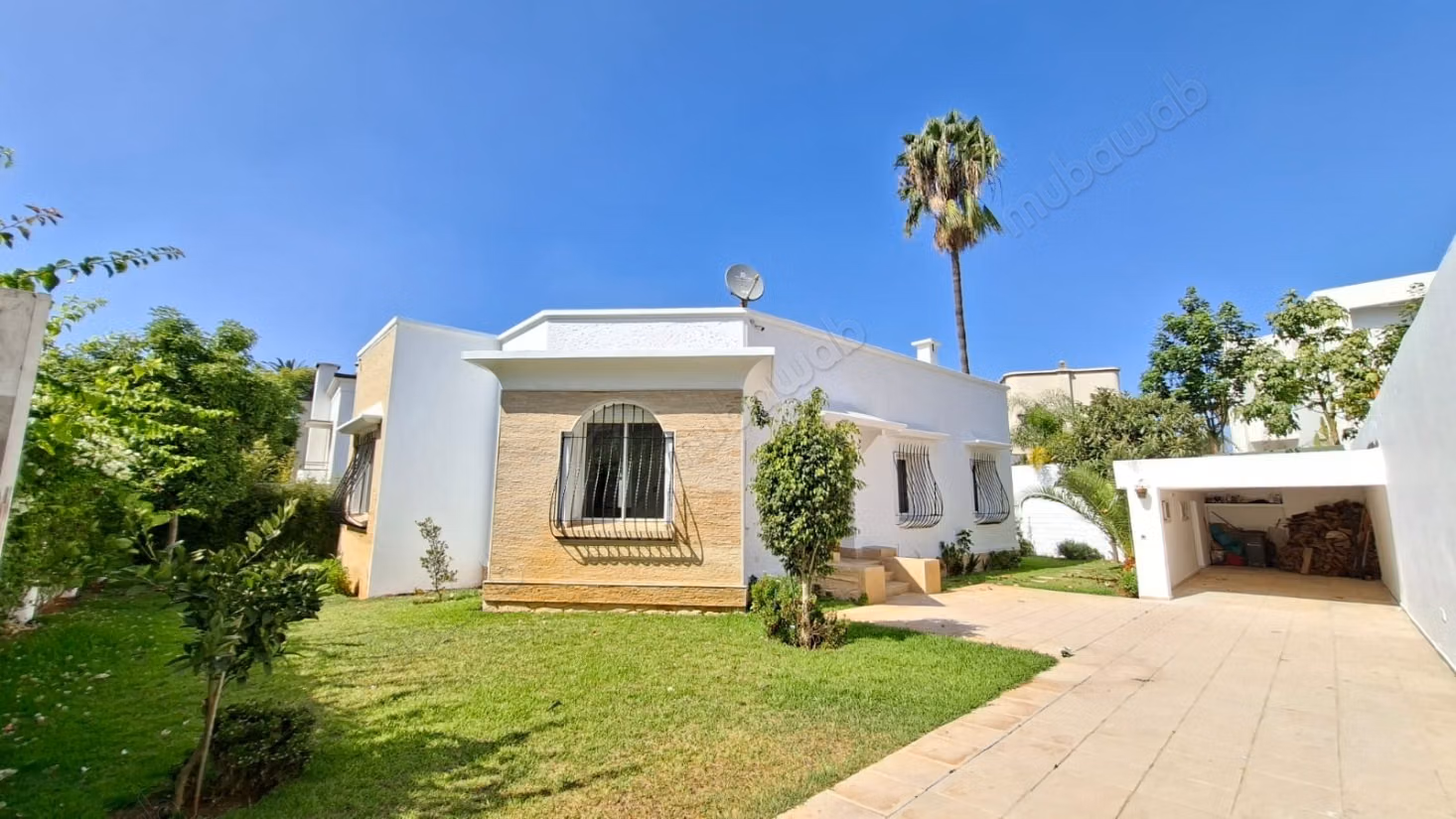 Alquiler de villa de alto standing en el Centro de Hassan. 4 hermosas habitaciones. Hermosa terraza y jardín