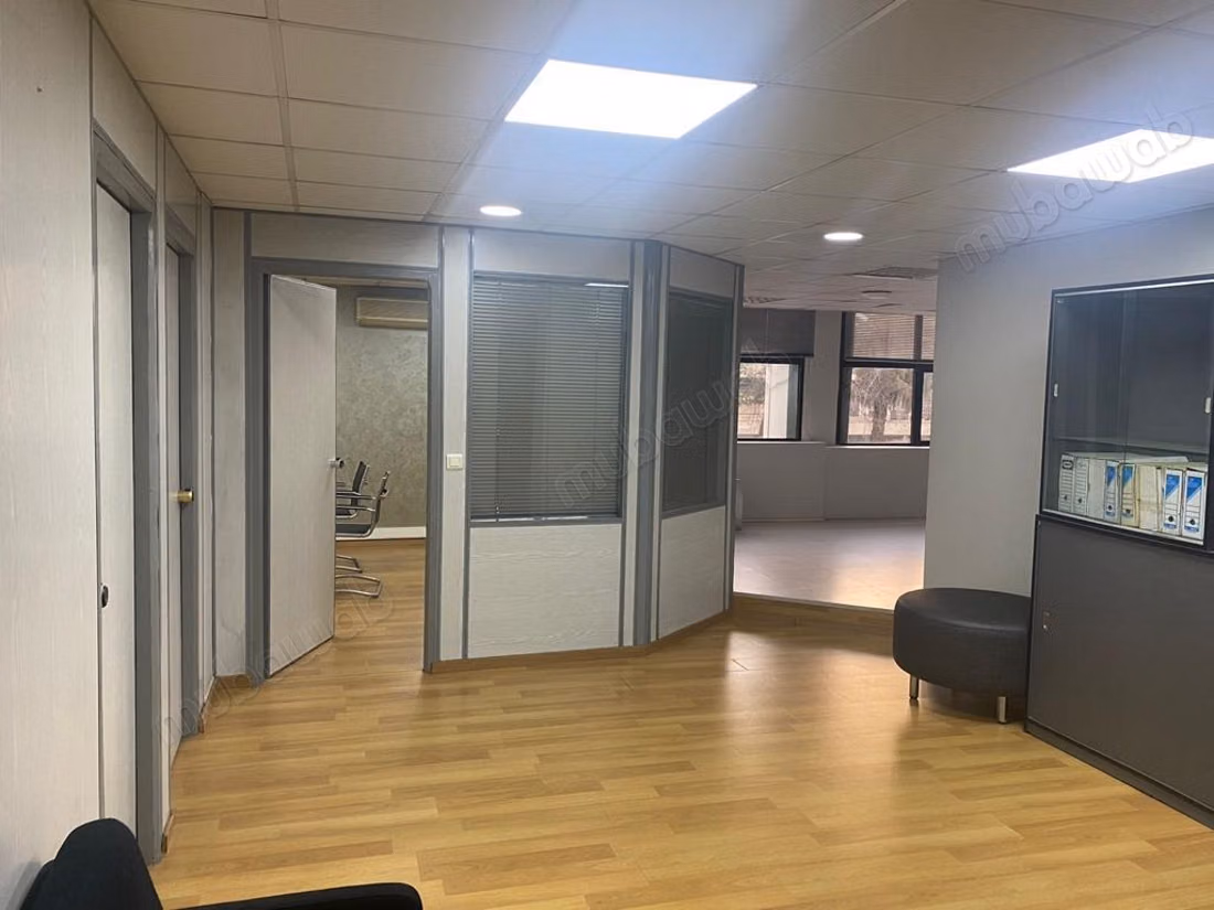 3 bureaux à vender