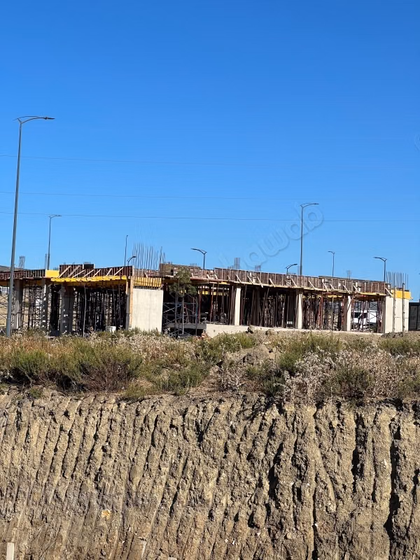 Terrain à vendre à Mghogha. Superficie de 260 m²