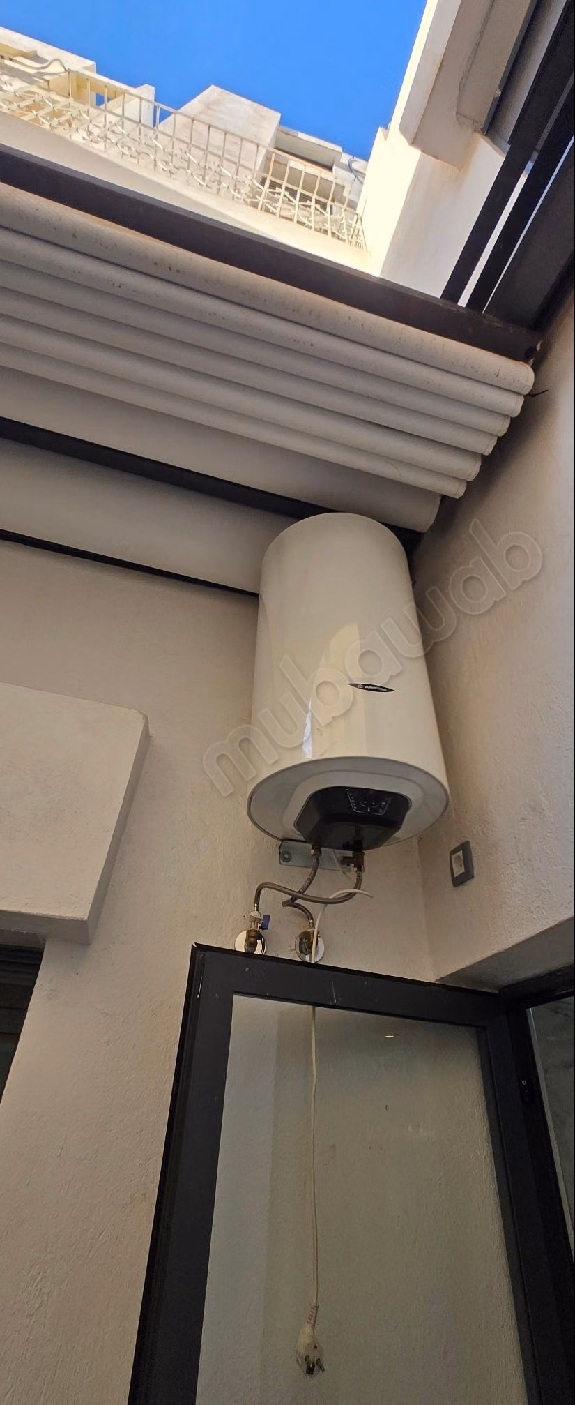Property for rent in Ain Amiyer. 2 large rooms. Well furnished