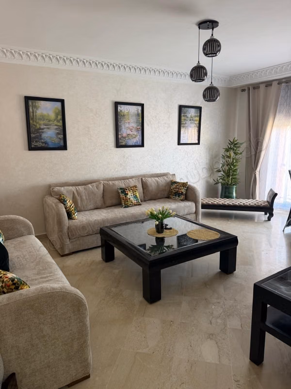 For rent: 3-room quiet apartment