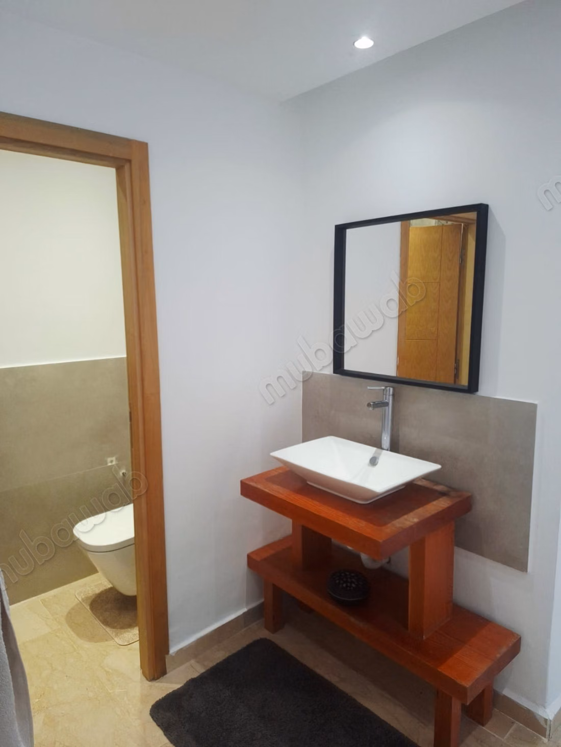 FOR RENT - Large apartment 175 m² - Top floor