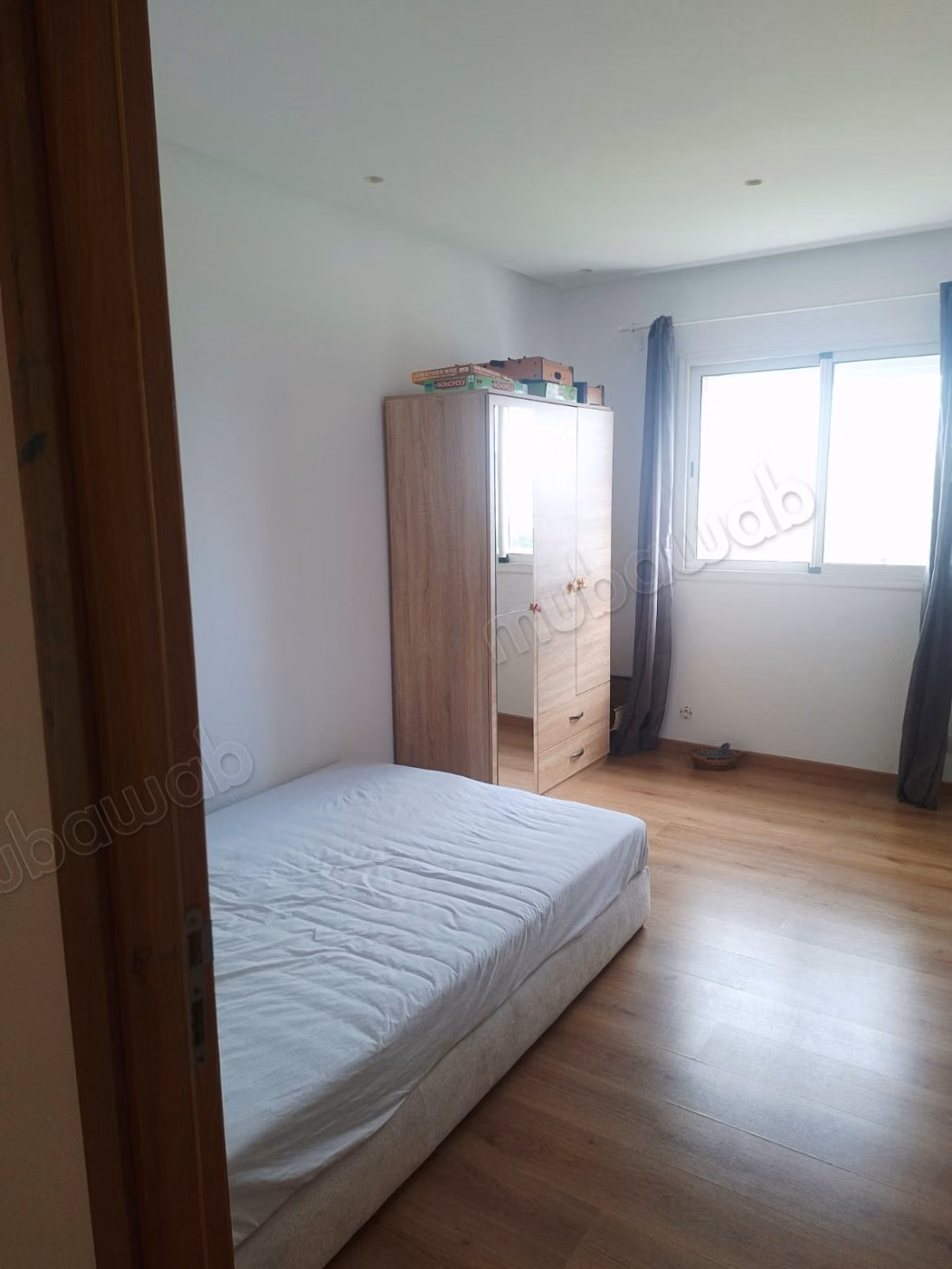 FOR RENT - Large apartment 175 m² - Top floor