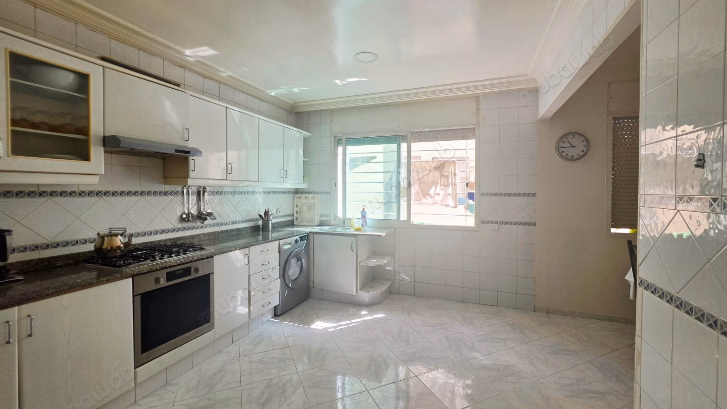 Apartment on a floor at Palmier