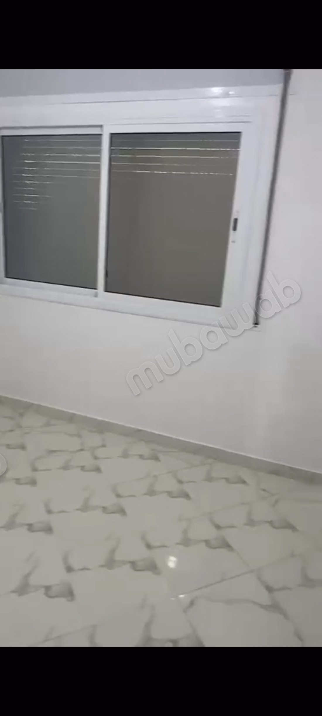 شقة رائعة للإيجار ب الهناء 3 السوسي.
1 غرفة