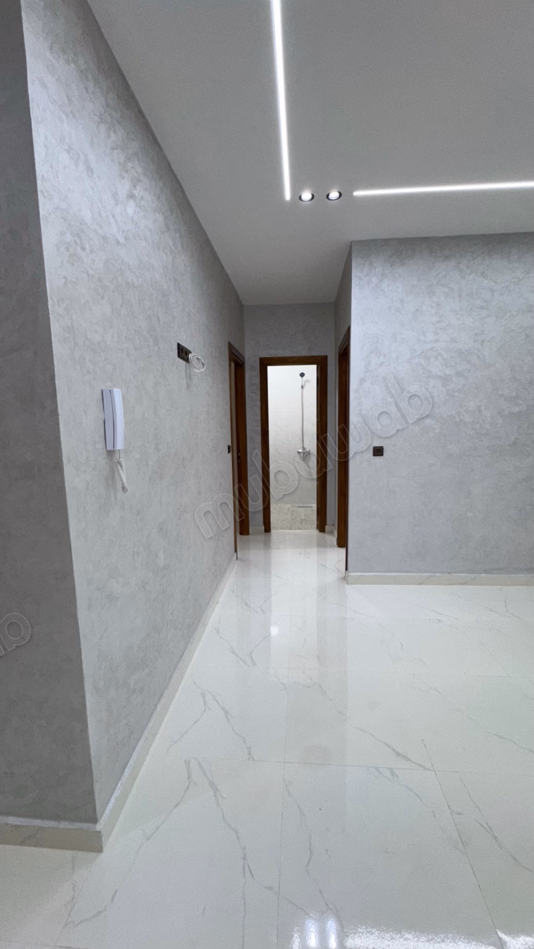 Apartment for sale in Martil. 3 beautiful bedrooms. Reinforced door, security
