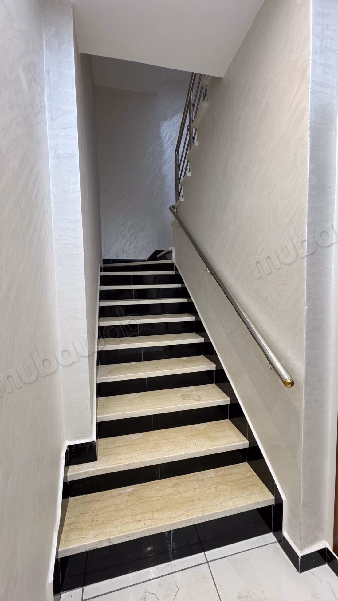 Apartment for sale in Martil. 3 beautiful bedrooms. Reinforced door, security
