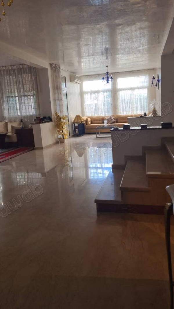 Apartamento a la venta en Riyad. 4 habitaciones agradables