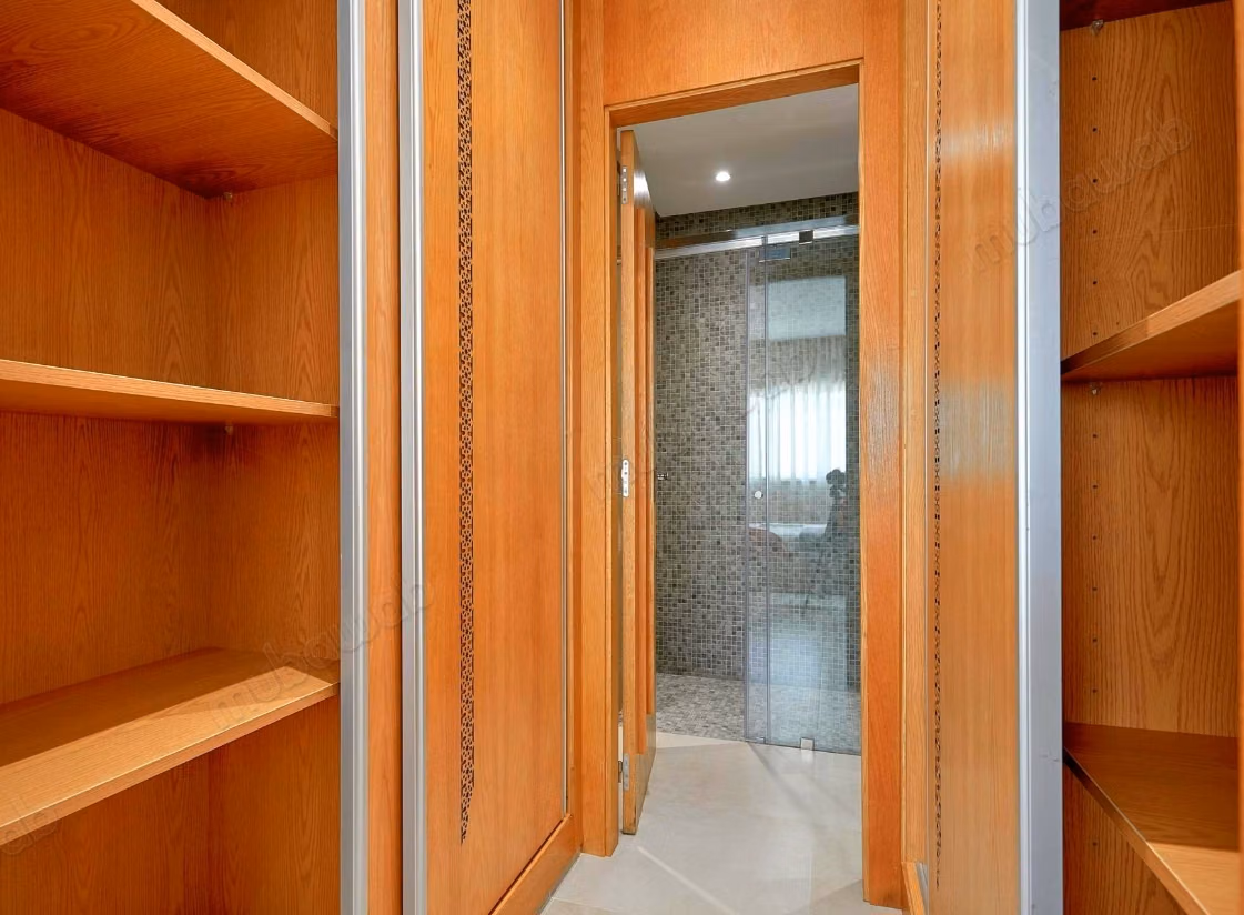 Appartement à louer à Quartier Aérodrome. 
3 pièces. 
Bien meublé