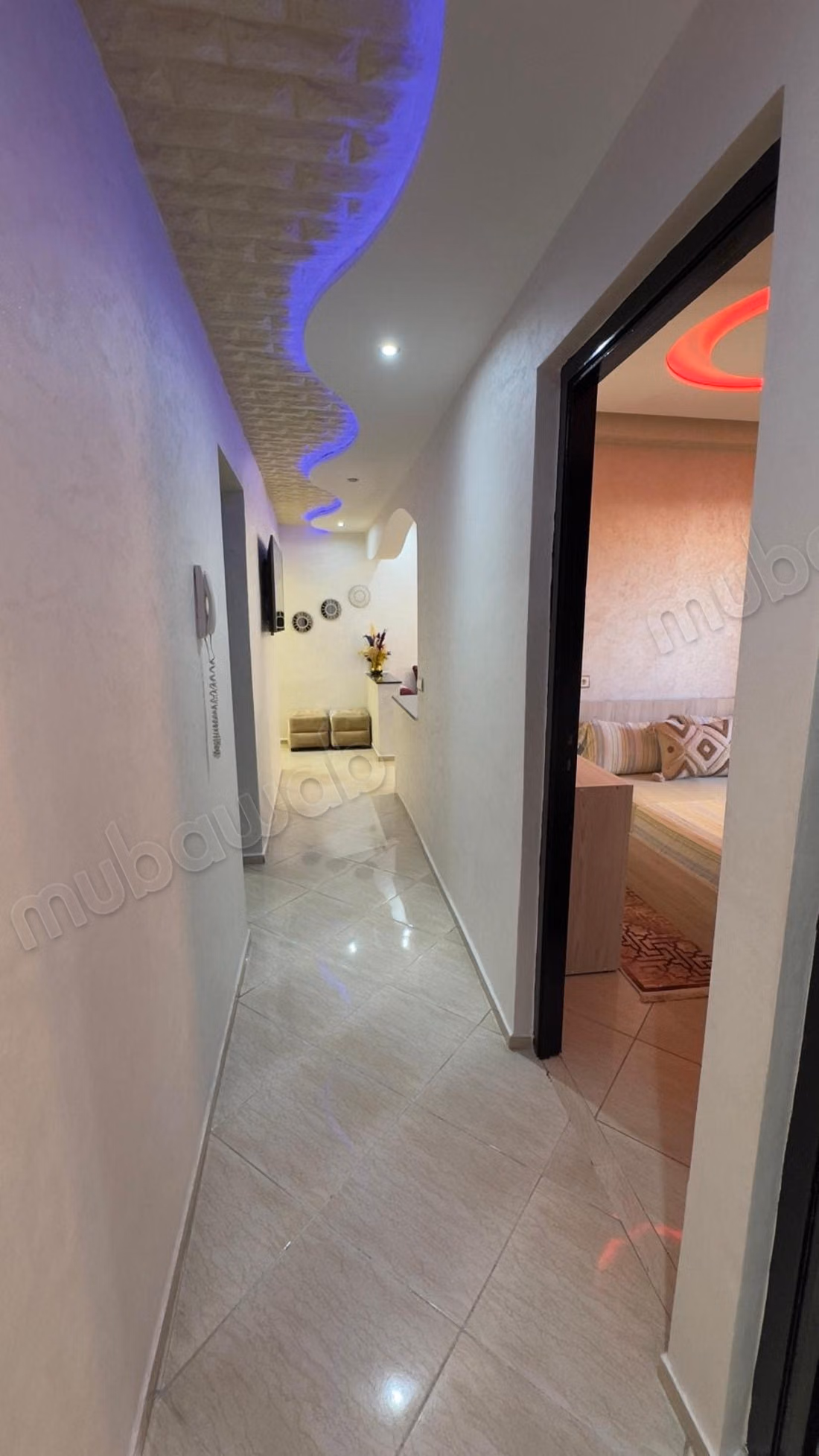 Superbe appartement à louer à Hay Salam. 
2 belles chambres. 
Bien meublé