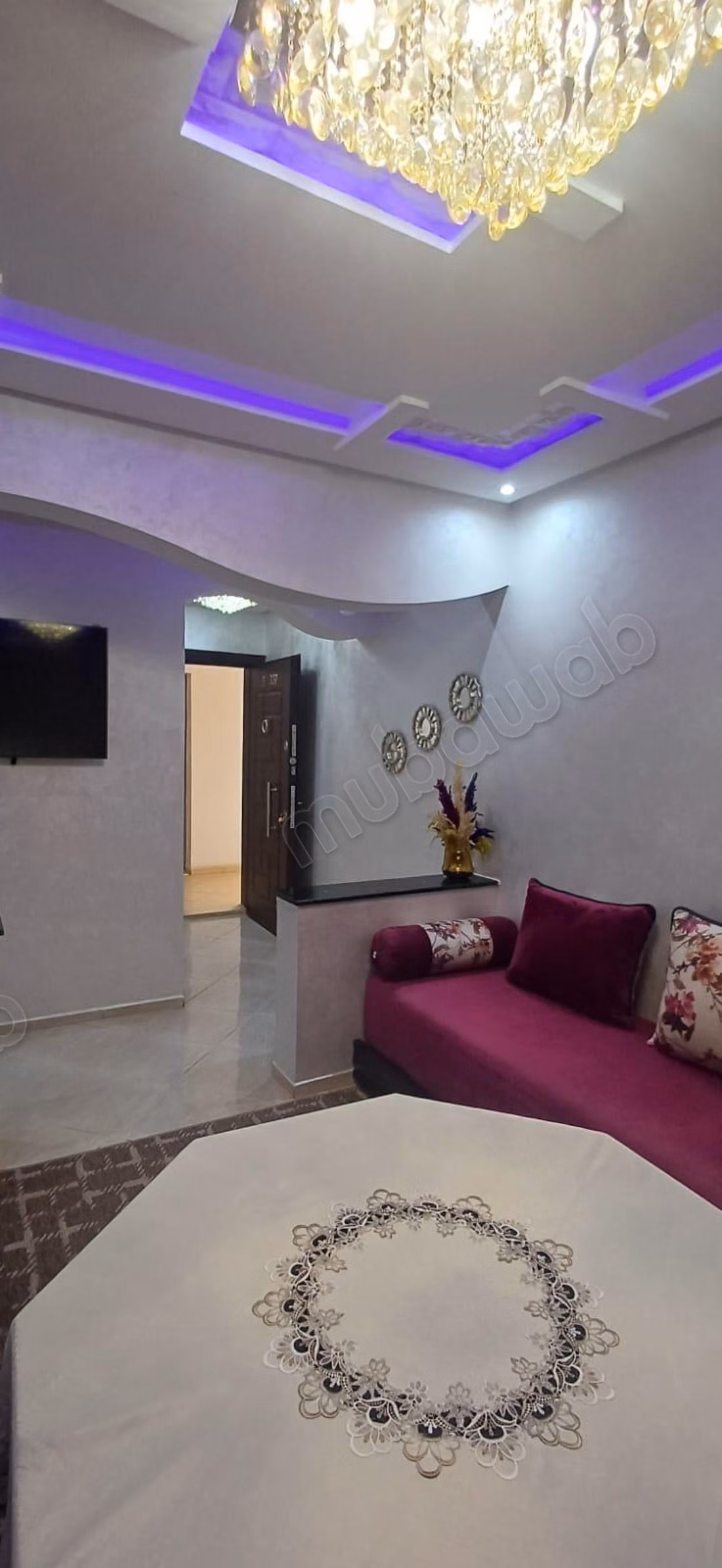 Superbe appartement à louer à Hay Salam. 
2 belles chambres. 
Bien meublé