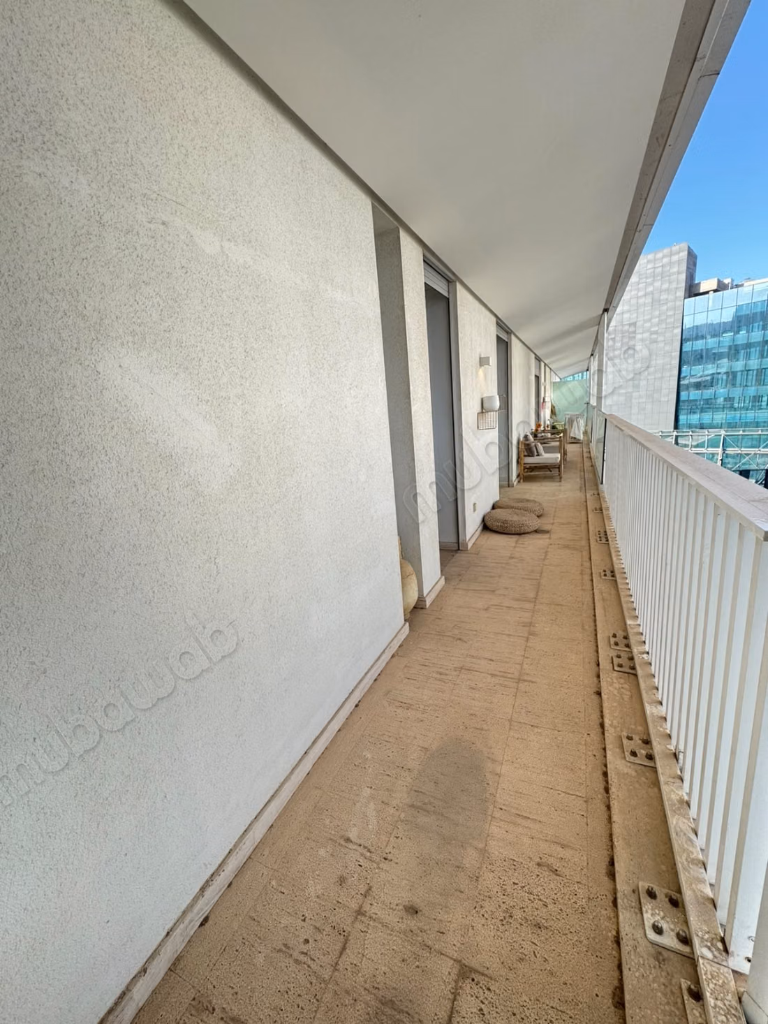 Bel Studio meuble avec terrasse à Casa Finance City