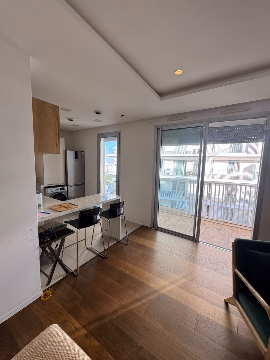 Bel Studio meuble avec terrasse à Casa Finance City