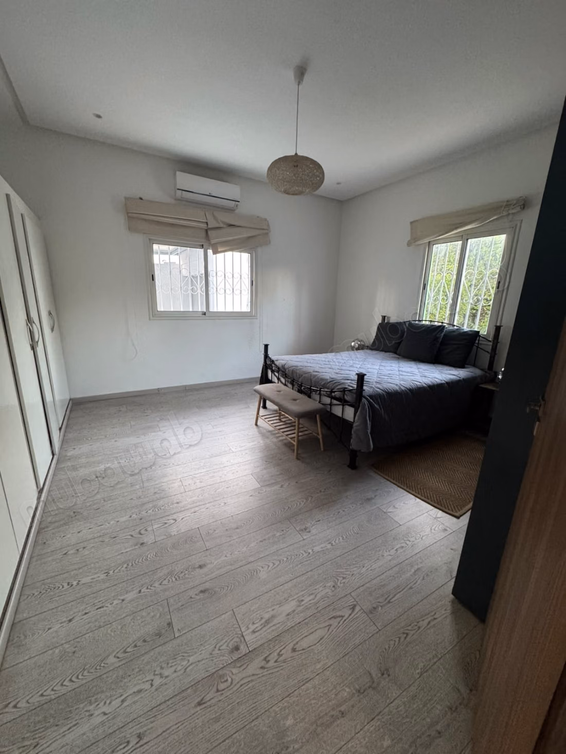 Location villa de luxe semi meublé à Quartier Oasis