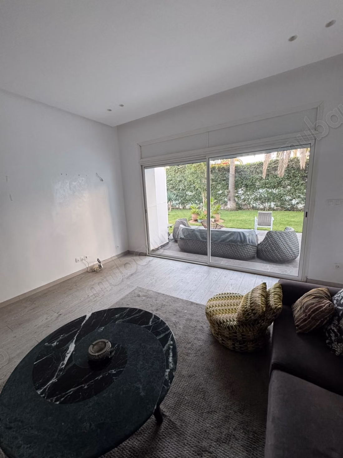 Location villa de luxe semi meublé à Quartier Oasis