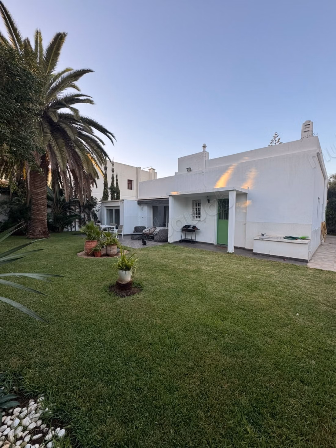 Superb furnished or unfurnished villa for rent in oasis