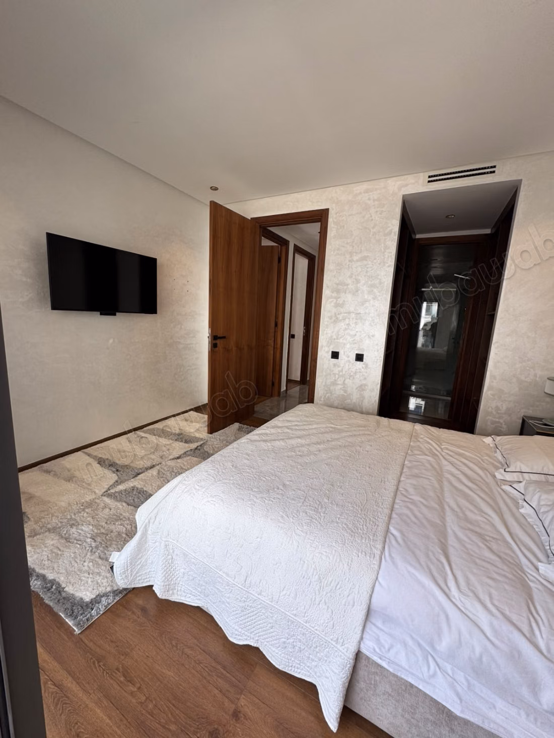 Bell'appartamento arredato con 3 camere in affitto a Casablanca Finance City