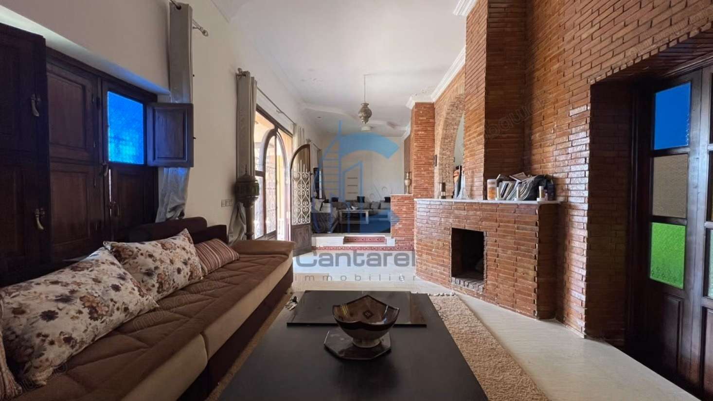 Villa riad de una sola planta con 5 a 7 habitaciones y 27,493 m² de terreno con olivar en venta en Sidi Abdellah Ghiat
