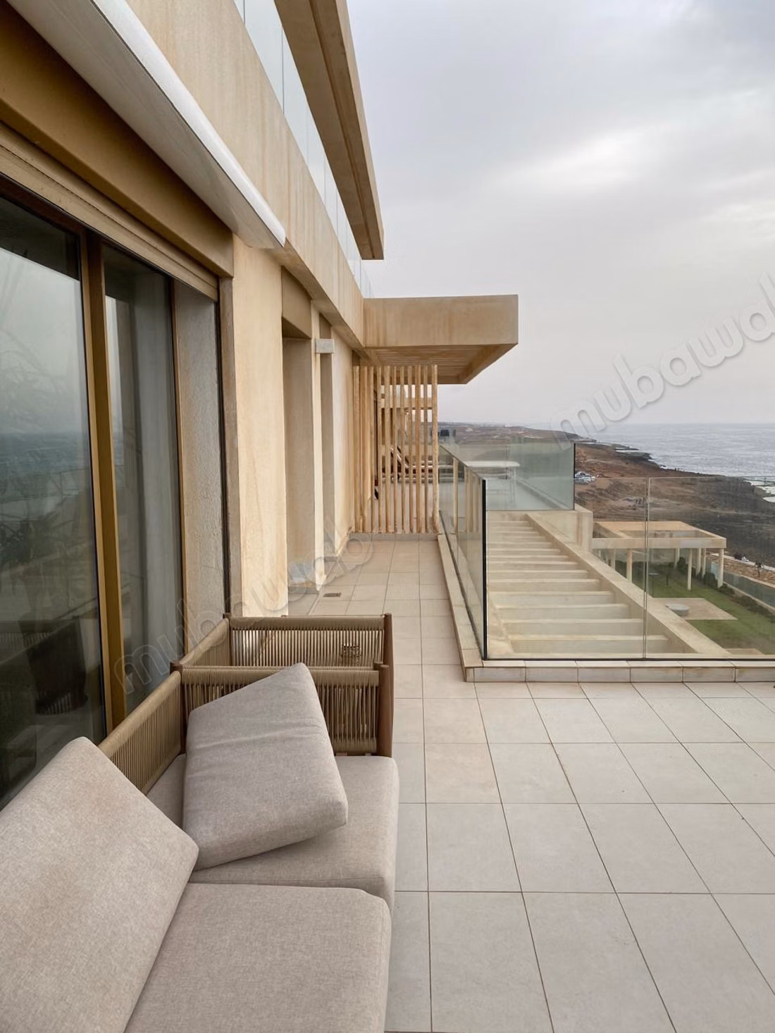 Très bel appartement en location à Hay Ach chbanat.
Surface de 180 m².
Bien meublé