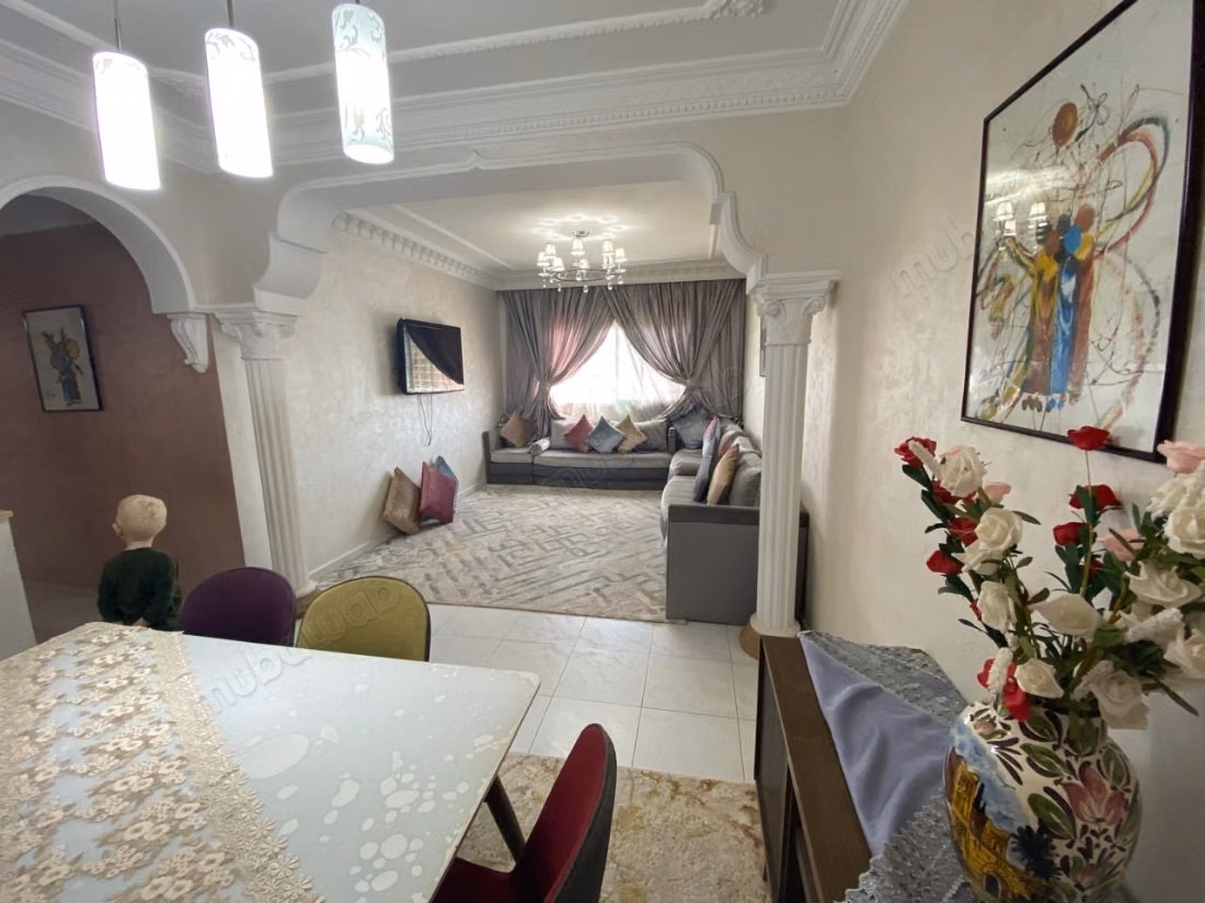 Bel appartement en location à Riad Oulad Mtaa. 
2 chambres