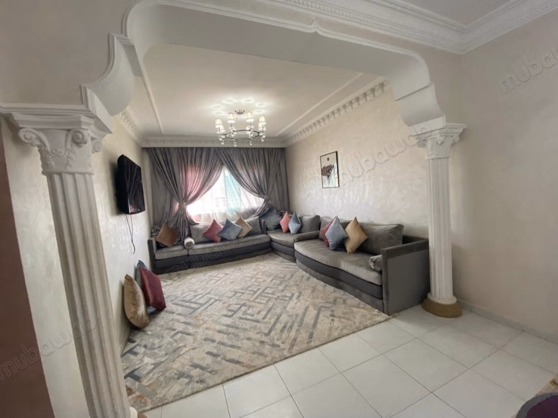 Bel appartement en location à Riad Oulad Mtaa. 
2 chambres