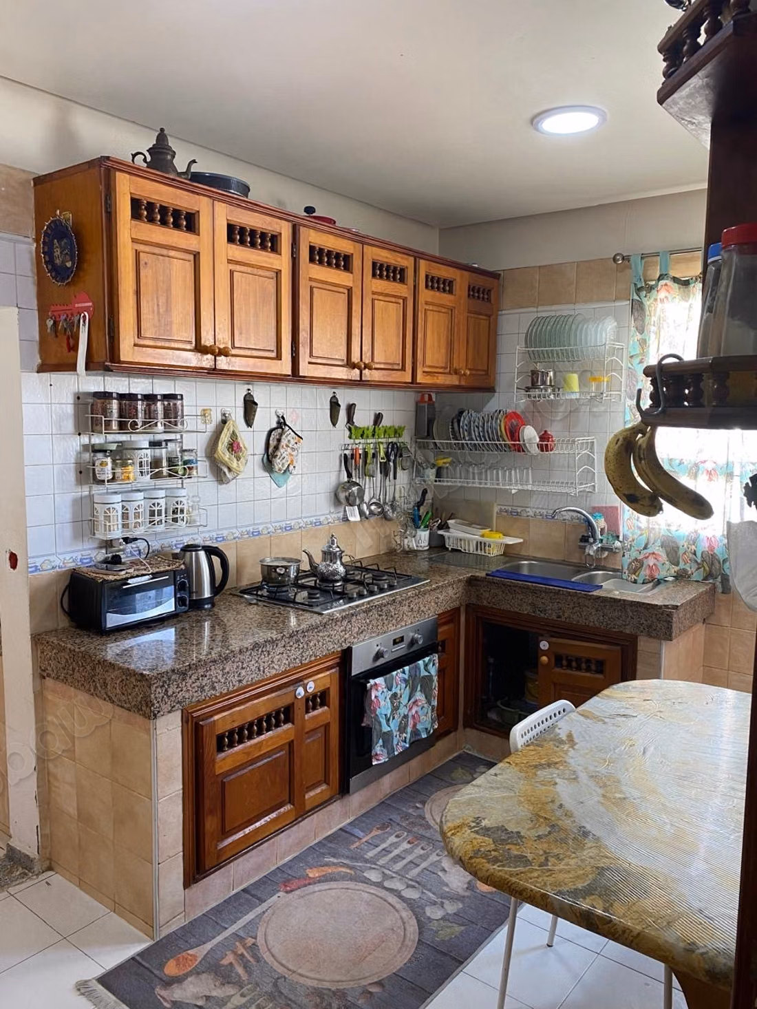 Bel appartement en location à Riad Oulad Mtaa. 
2 chambres