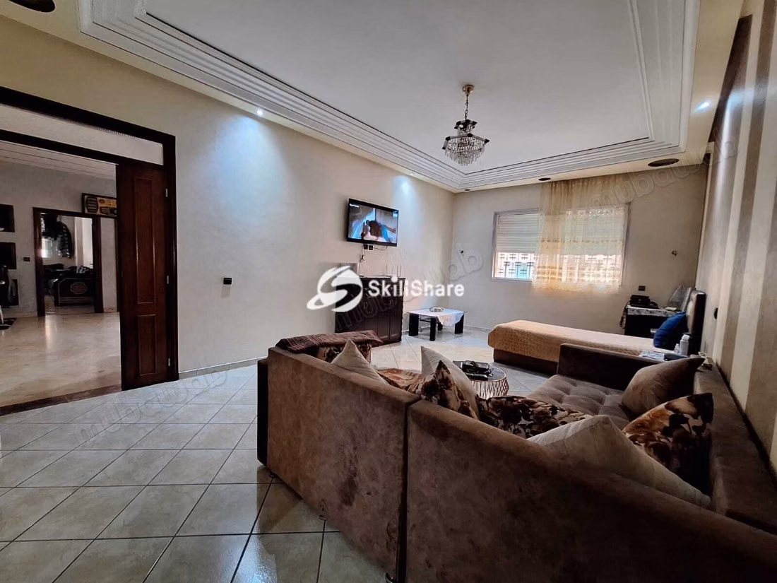 Appartement 169 m² winkel 54 m² te koop Tah