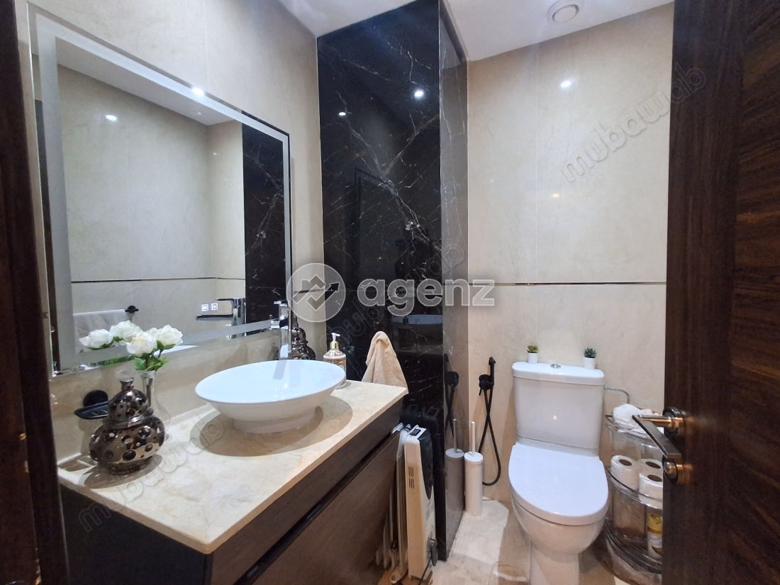 Appartamento in vendita 124 m², 3 camere Aeroporto Mohammed V Bouskoura