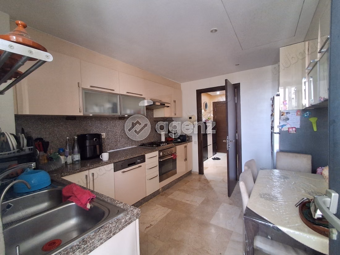 Appartamento in vendita 124 m², 3 camere Aeroporto Mohammed V Bouskoura