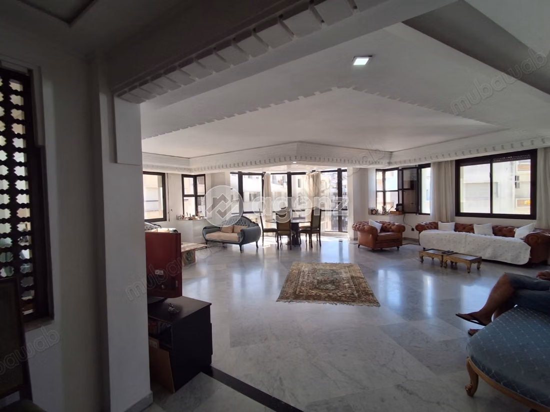 Apartment for sale 233 m², 3 bedrooms Racine Casablanca