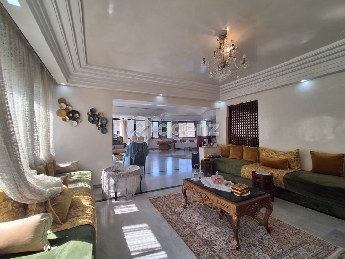 Apartment for sale 233 m², 3 bedrooms Racine Casablanca