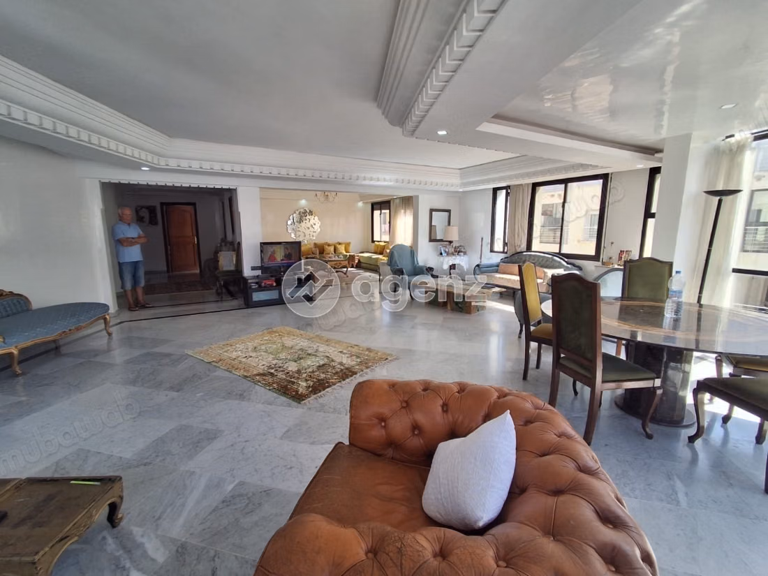 Apartment for sale 233 m², 3 bedrooms Racine Casablanca