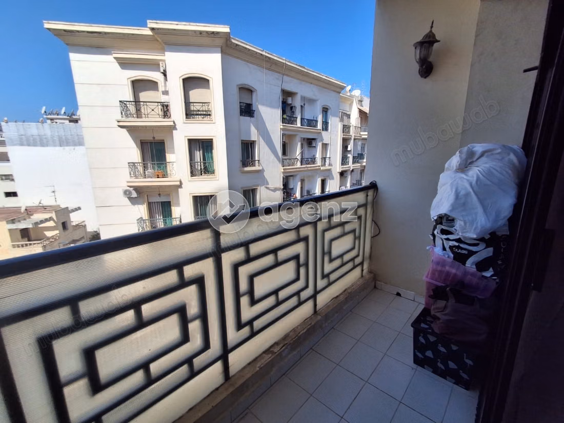 Apartment for sale 233 m², 3 bedrooms Racine Casablanca