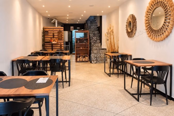 Alquiler local comercial 120m2 equipado para restaurante Mers Sultan, Casablanca
