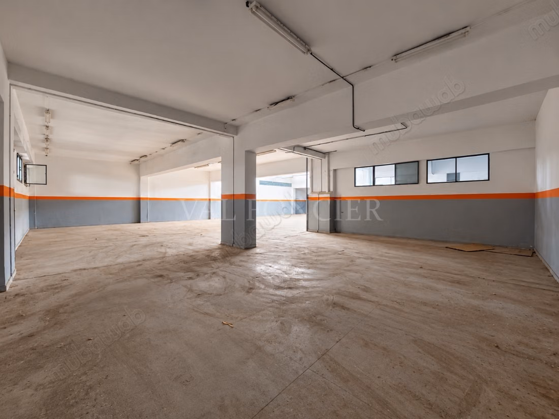 In affitto - Locale di 600 m² al 1 piano - Zona industriale I2S1