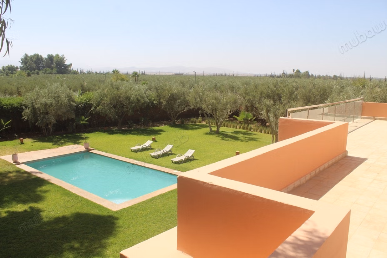 Superbe villa sans vis a vis a Louer