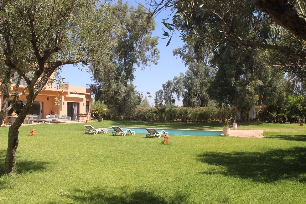 Superbe villa sans vis a vis a Louer