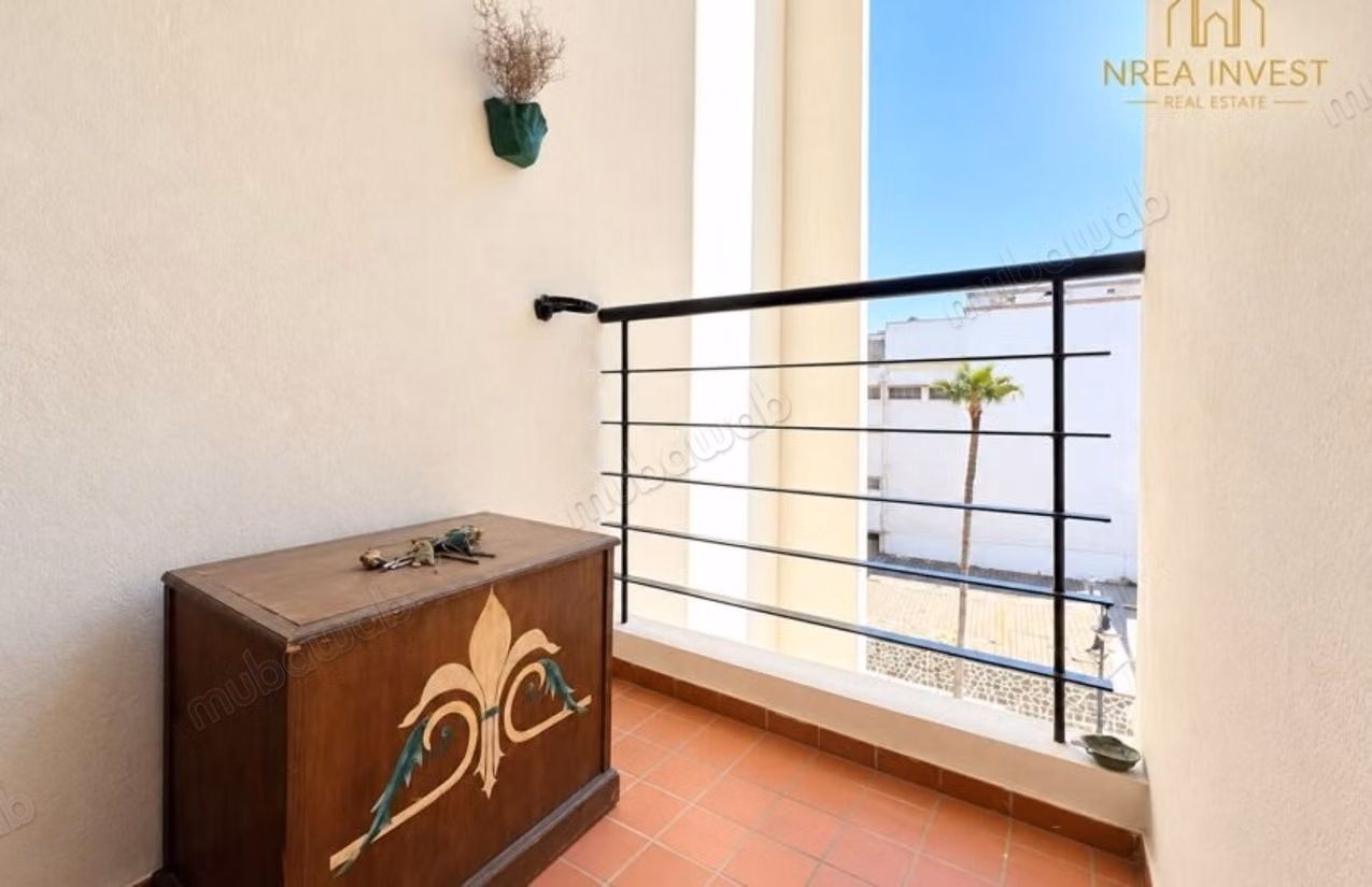 Appartement meuble de 100 m² a louer 
situation moulay youssef