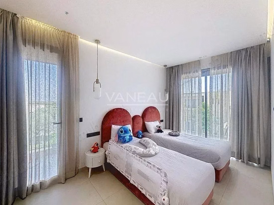 Villa moderne à vendre 4 suites