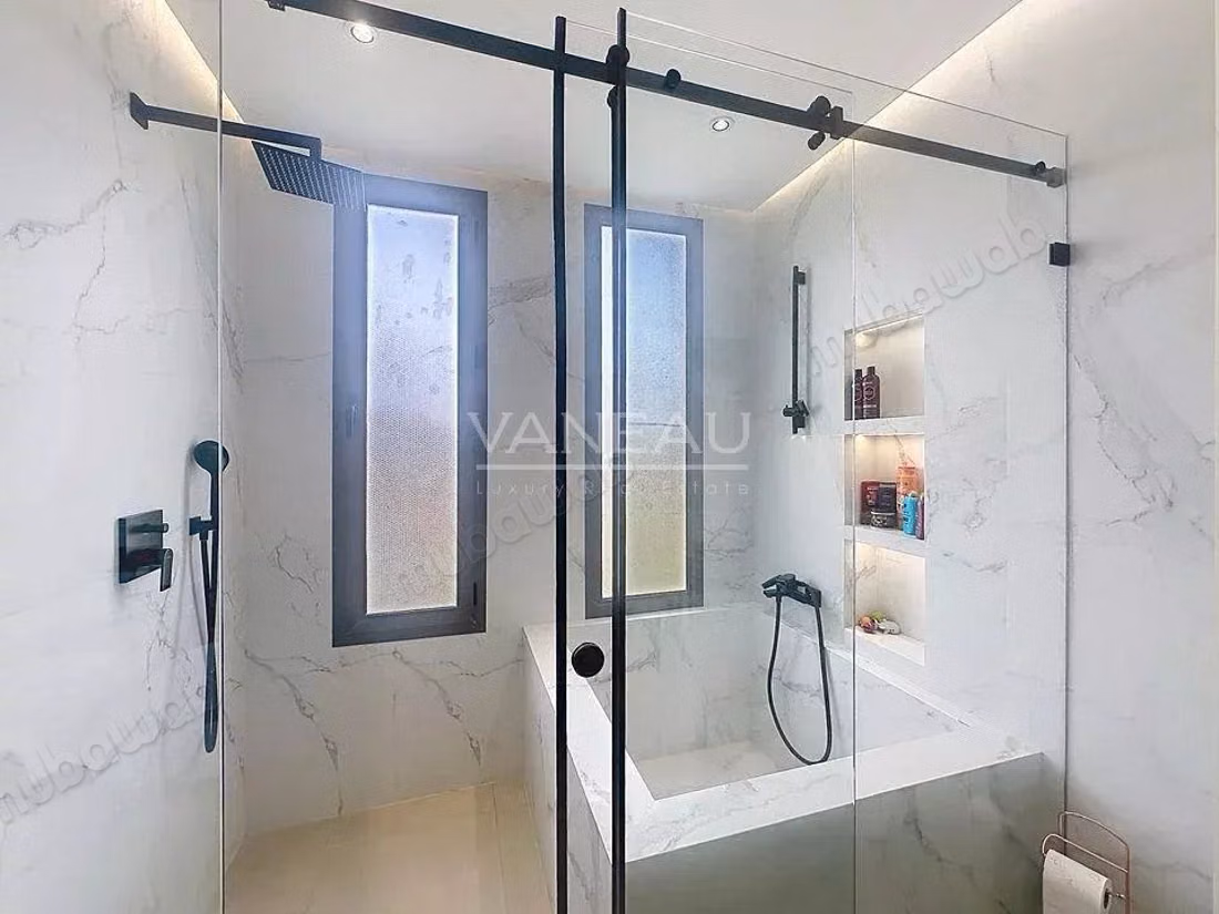 Villa moderne à vendre 4 suites