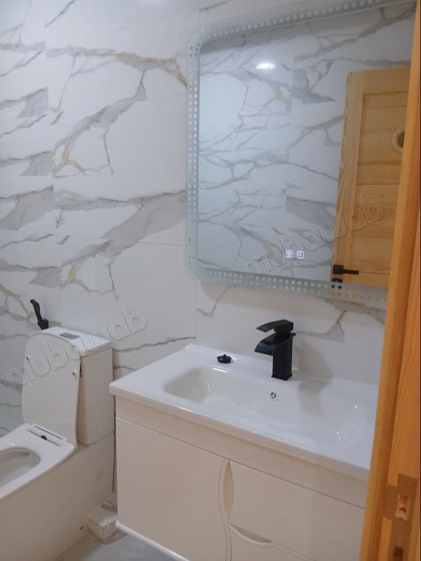 First floor apartment with two facades 73 meters