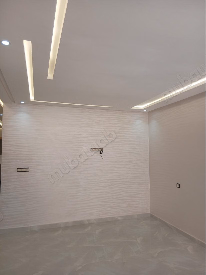First floor apartment with two facades 73 meters