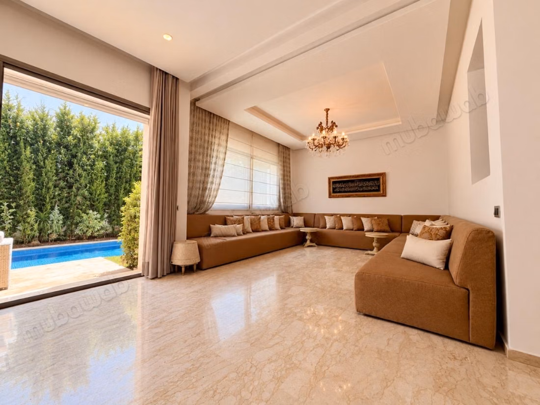 Luxury villa for rent in Dar Bouazza. 4 cozy bedrooms. Well furnished